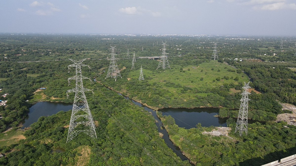 Construction of EHV transmission lines