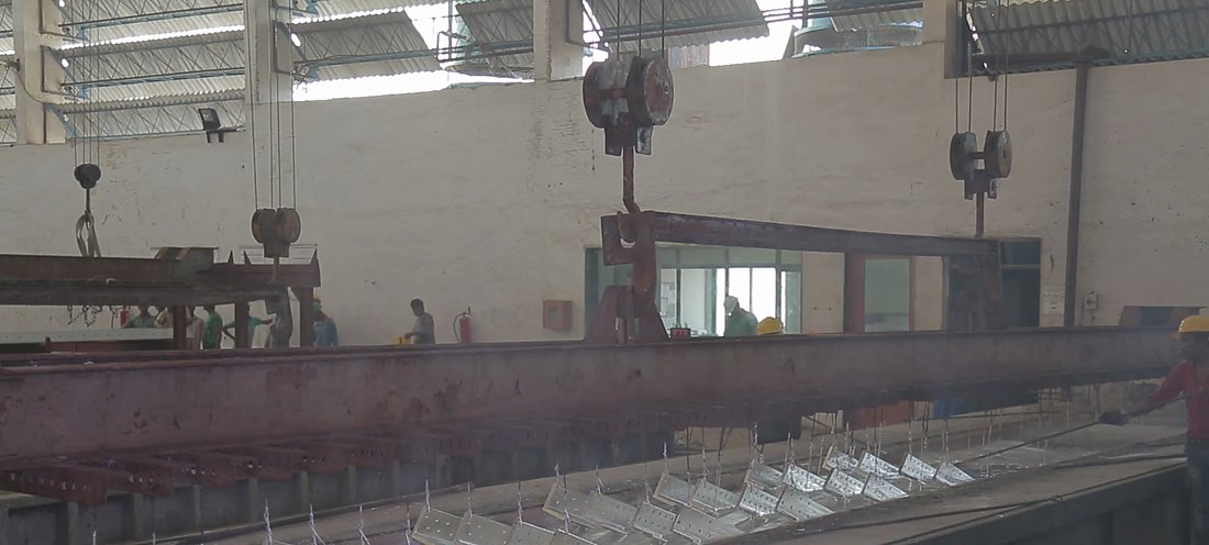 Hot-dip galvanising plant